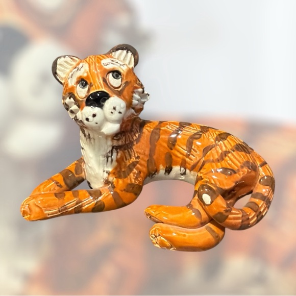 Kathy Wise Original Other - Vintage Kathy Wise Original Whimsical Laying Down Tiger Figurine